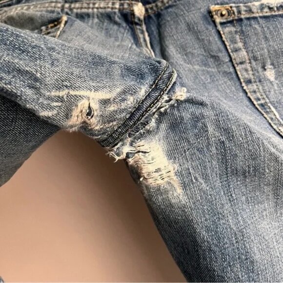 Y2K DSquaed2 Distressed Jeans - Picture 8 of 14